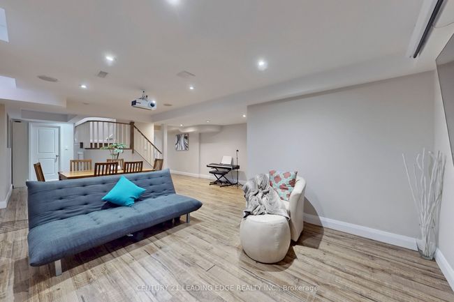 74 Littleleaf Cres, House other with 4 bedrooms, 4 bathrooms and 2 parking in Markham ON | Image 35