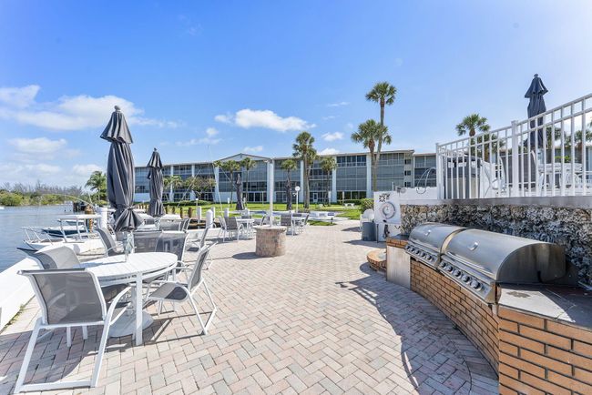APT-208 - 101 Ne 19 Th Ave, Condo with 2 bedrooms, 2 bathrooms and null parking in Deerfield Beach FL | Image 33