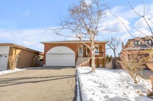 4281 Creeks End, Mississauga, ON, L4Z1L6 | Card Image