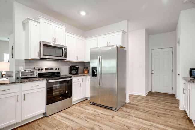 144 Ridgelake Cir, House other with 5 bedrooms, 4 bathrooms and null parking in Fort Oglethorpe GA | Image 4