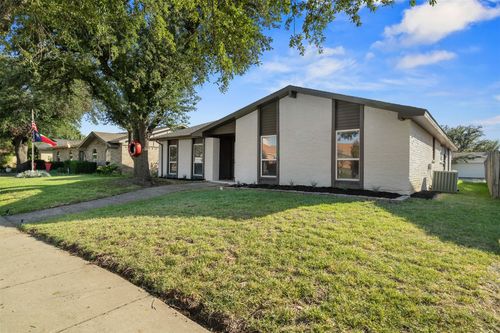 2008 E Peters Colony Rd, Carrollton, TX, 75007-3519 | Card Image