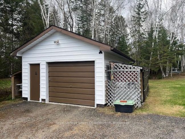 1293 Green Lake Rd, House other with 3 bedrooms, 2 bathrooms and 4 parking in Haliburton ON | Image 38