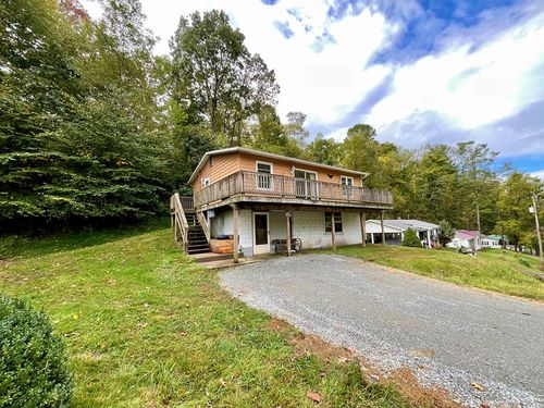 101 Spring St, Galax, VA, 24333-4115 | Card Image