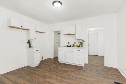 11230 Felton St, Sugar Creek, MO, 64054-1228 | Card Image