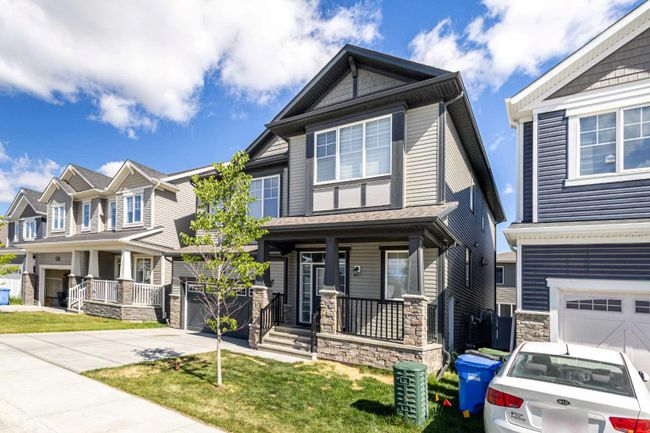 270 Carringham Rd Nw, House detached with 5 bedrooms, 3 bathrooms and 4 parking in Calgary AB | Image 2