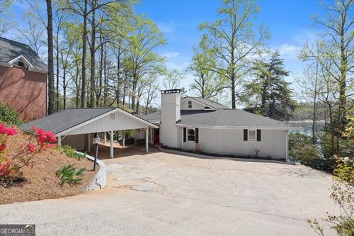 9480 Lisa Cir, Gainesville, GA, 30506-5604 | Card Image