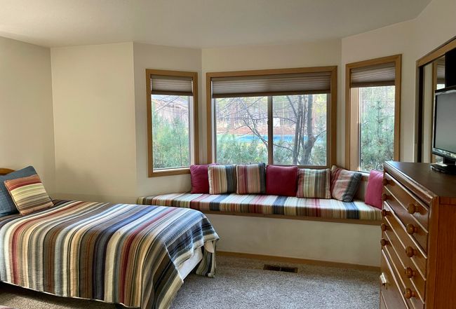 12-Guest Bed-R19 | Image 12