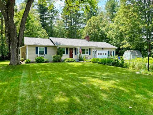 8 Clough St, Bow, NH, 03304-3802 | Card Image