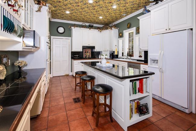 1409 Bending Brook Cir, House other with 5 bedrooms, 5 bathrooms and null parking in Lufkin TX | Image 11