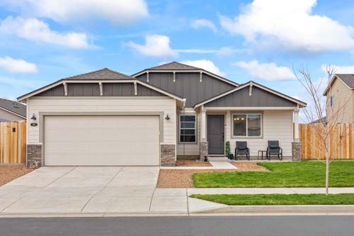 262 Nw Par Ave, Madras, OR, 97741-1657 | Card Image