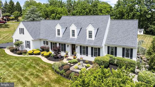 4717 Essex Dr, DOYLESTOWN, PA, 18902-9529 | Card Image