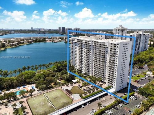 912w-2801 Ne 183rd St, Aventura, FL, 33160-2130 | Card Image