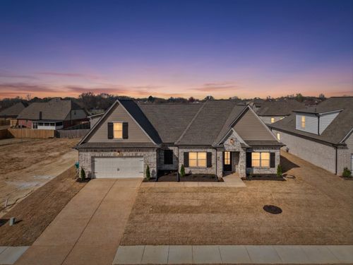 180 Oakland Ridge Cv, Oakland, TN, 38060 | Card Image