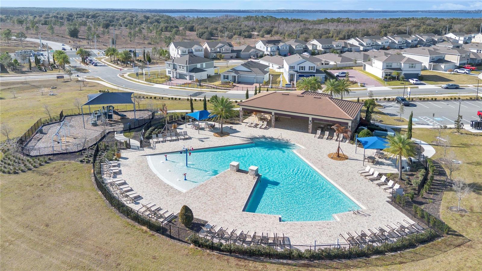 Residential in CLERMONT 3