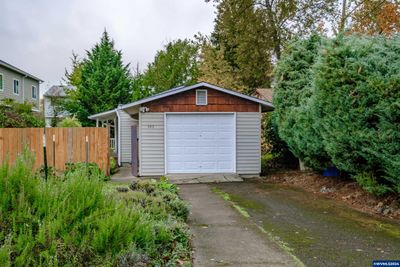 545 Se Lilly Av, House other with 3 bedrooms, 1 bathrooms and null parking in Corvallis OR | Image 1