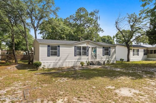 7203 Banner St Sw, Ocean Isle Beach, NC, 28469-5573 | Card Image