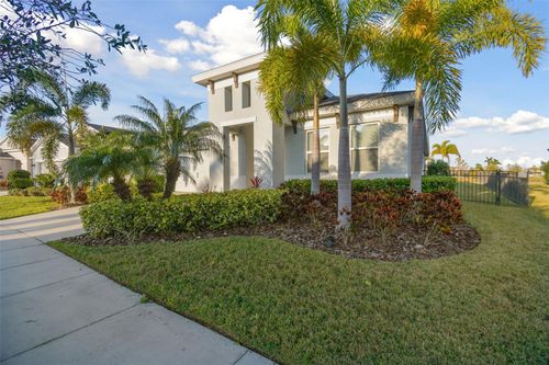 5424 Silver Sun Dr, APOLLO BEACH, FL, 33572-2048 | Card Image