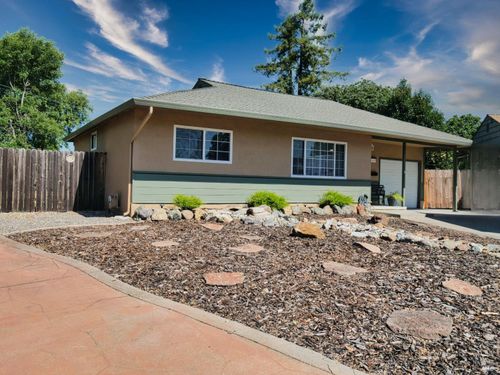 1025 E Tennessee Ct, Fairfield, CA, 94533-5453 | Card Image