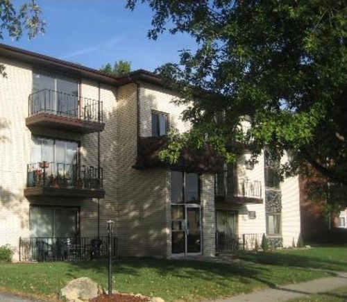 2e-10326 Mayfield Ave, Oak Lawn, IL, 60453-4936 | Card Image