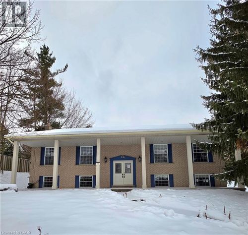 231 Freelton Rd, Freelton, ON, L8B0Z5 | Card Image