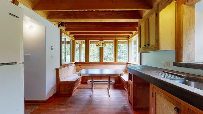 722 W Bay Rd, House other with 3 bedrooms, 1 bathrooms and null parking in Gambier Island BC | Image 11