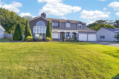 32 Morgan Ln, New Hartford, NY, 13413-5200 | Card Image