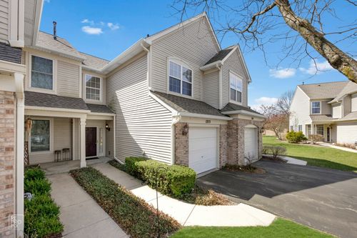 1353 Longchamps Ct, Grayslake, IL, 60030-3787 | Card Image