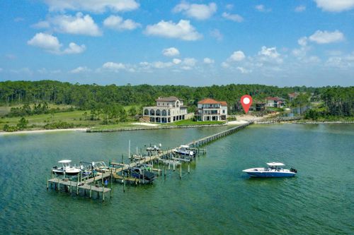 9375 Palmetto Ridge Ct, Navarre, FL, 32566-3010 | Card Image