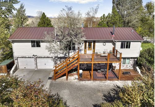 186 Edgewood Ln, Spring Creek, NV, 89815-5209 | Card Image