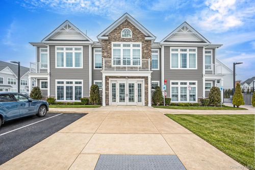 73-506 Emmanuel Way, East Meadow, NY, 11554-2549 | Card Image