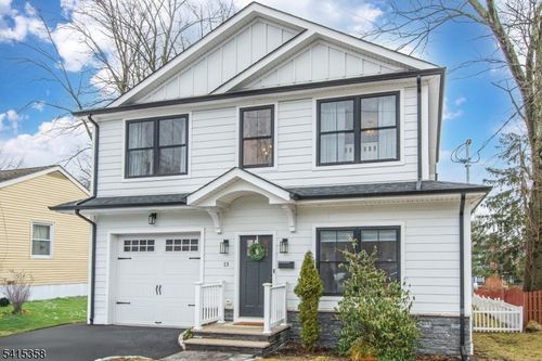 13 Mount Pleasant Pkwy, Livingston, NJ, 07039-2820 | Card Image
