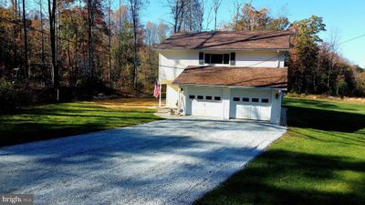 128 Ash Circle, House other with 3 bedrooms, 2 bathrooms and null parking in Andreas PA | Image 2