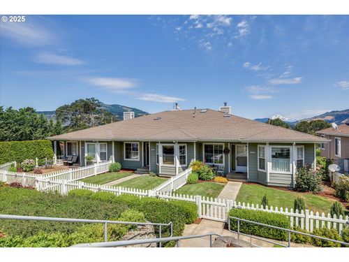 1826 Armadale Ave, Hood River, OR, 97031-1201 | Card Image