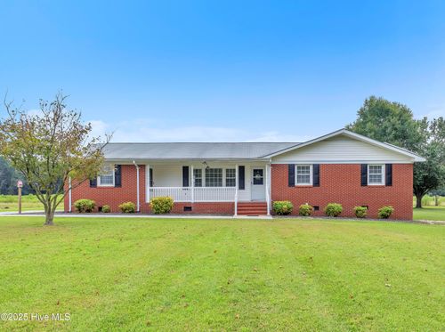 653 Old Chinquapin Rd, Beulaville, NC, 28518-6875 | Card Image