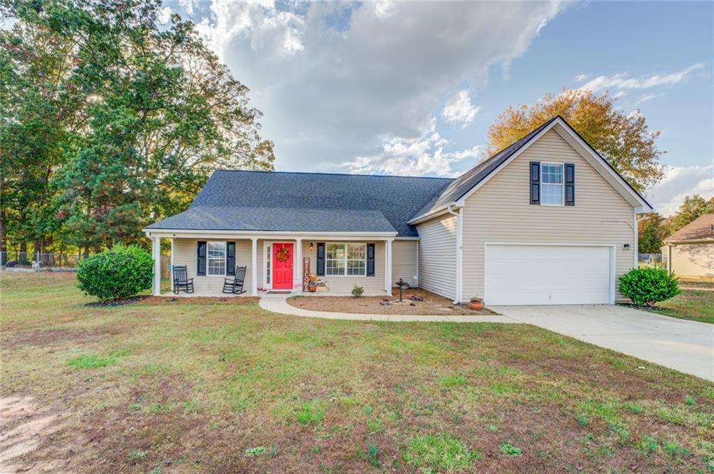 Creek Bend Trl, Oxford, GA 30054