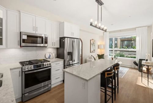 211-20932 83 Ave, Langley, BC, V2Y3Y9 | Card Image