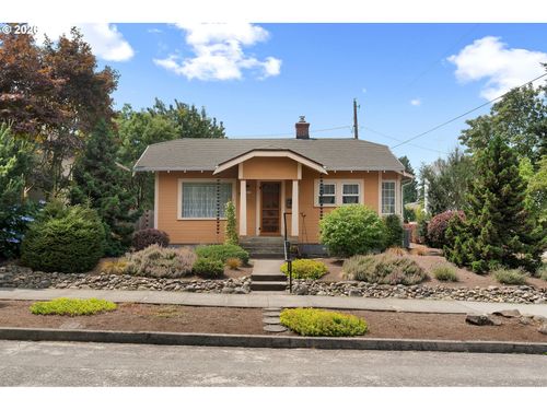 4737 Ne 31st Ave, Portland, OR, 97211-7011 | Card Image