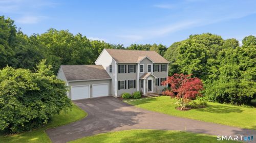 12 Juniper Rd, Bloomfield, CT, 06002-2129 | Card Image