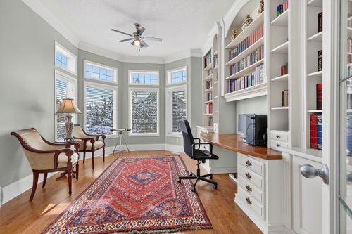 331 Mount Douglas Crt Se, Calgary, AB, T2Z3J7 | Card Image