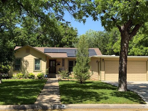 1609 S Madison St, San Angelo, TX, 76901-4450 | Card Image