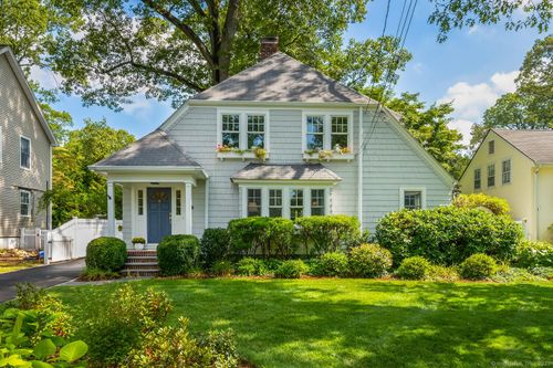 15 Sunnyside Ave, Darien, CT, 06820-3714 | Card Image