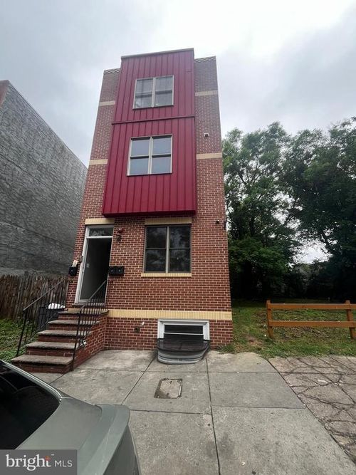 1507 W Susquehanna Ave, Philadelphia, PA, 19121-1699 | Card Image