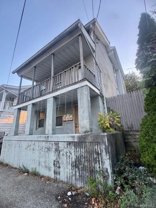 143 N Highland Ave, Ossining, NY, 10562-3312 | Card Image