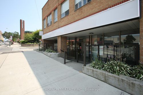 1709 Bloor St W, Toronto, ON, M6P4E5 | Card Image