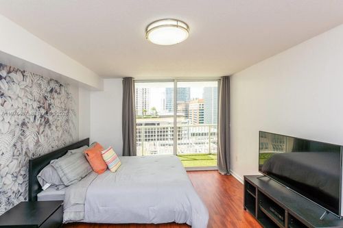 apt-1621-1200 Brickell Bay Dr, Miami, FL, 33131-3253 | Card Image