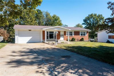 3104 Milissa Lane, House other with 3 bedrooms, 2 bathrooms and 4 parking in St Louis MO | Image 2