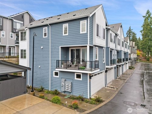 6-18829 67th Dr Ne, Kenmore, WA, 98028-3474 | Card Image