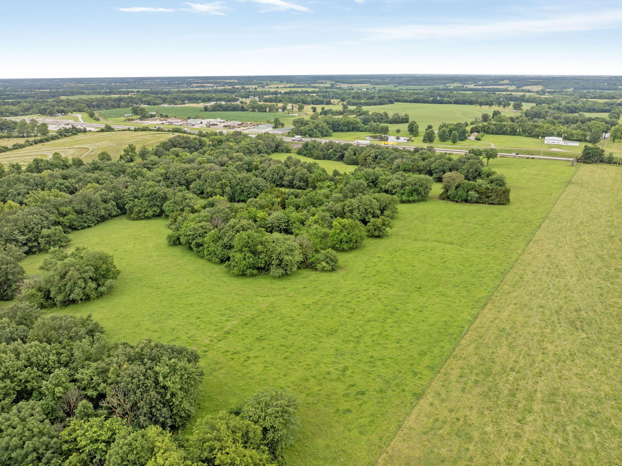 Land in BOONVILLE 2