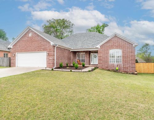 160 Maumelle Valley Dr, Maumelle, AR, 72113-6779 | Card Image