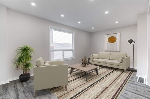 d-24 Bond St, Brantford, ON, N3R4G5 | Card Image